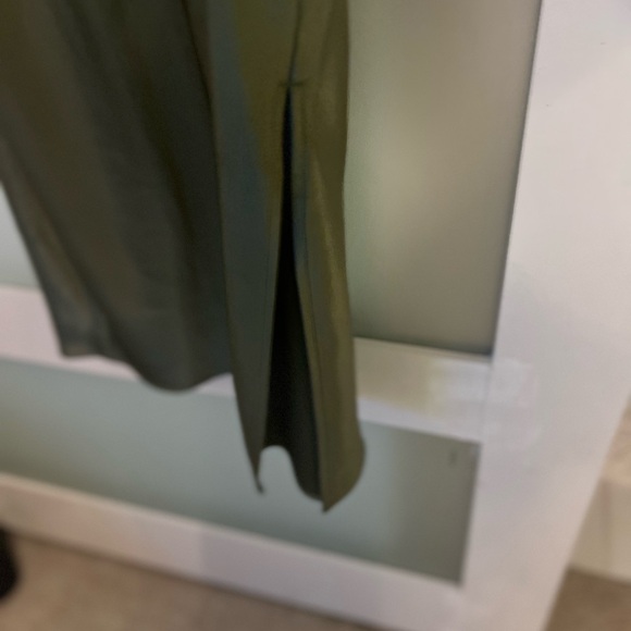 High-Waisted Satin skirt Old Navy - Picture 3 of 4